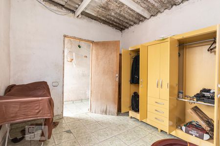 Casa à venda com 150m², 5 quartos e 2 vagas Casa à venda com 150m², 5 quartos e 2 vagasQuarto 4