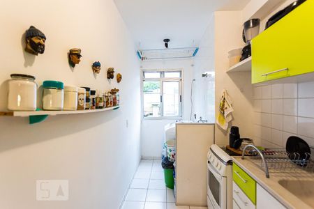 Cozinha de apartamento para alugar com 2 quartos, 43m² em Jardim Celeste, São Paulo