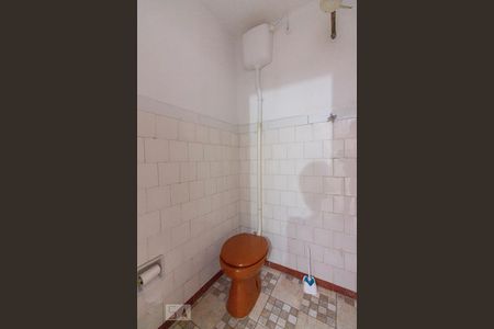 Casa à venda com 148m², 2 quartos e 1 vagaBanheiro