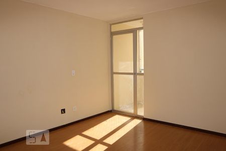 Sala de apartamento para alugar com 3 quartos, 78m² em Guará Ii, Brasília
