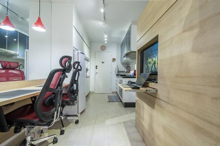 Sala de kitnet/studio para alugar com 1 quarto, 32m² em Chácara Santo Antônio, São Paulo