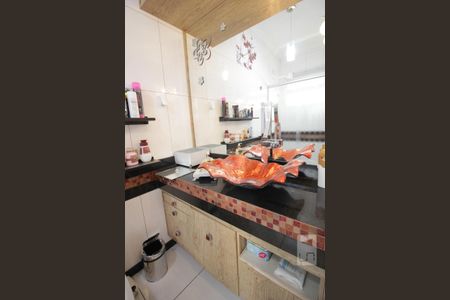 Pia de casa de condomínio à venda com 3 quartos, 155m² em Jardim Monte Kemel, São Paulo