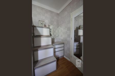 Casa de condomínio à venda com 155m², 3 quartos e 3 vagasQuarto 2