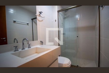 Apartamento para alugar com 131m², 3 quartos e 2 vagas Apartamento para alugar com 131m², 3 quartos e 2 vagasBanheiro Social 1