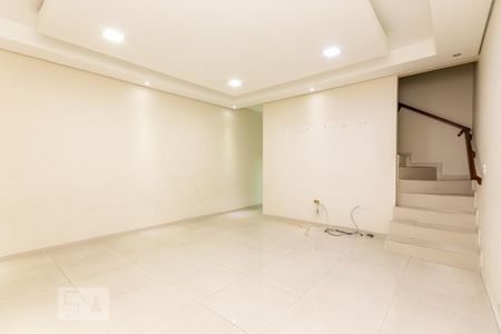 Casa para alugar com 200m², 2 quartos e 2 vagasSala 