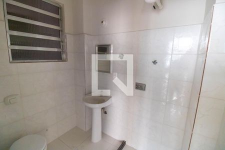 Banheiro de apartamento à venda com 1 quarto, 56m² em Centro, Niterói
