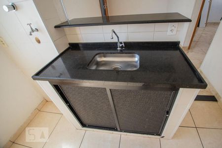 cozinha de apartamento para alugar com 2 quartos, 56m² em Jardim Anton Von Zuben, Campinas