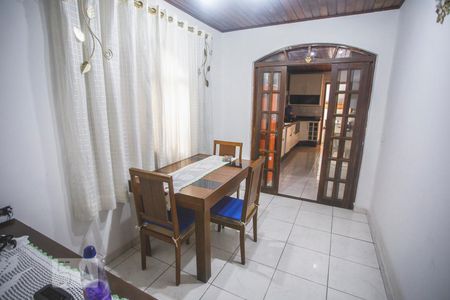 Sala de Jantar - Casa da frente de casa para alugar com 6 quartos, 400m² em Vila Guarani, São Paulo