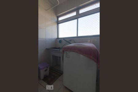 Apartamento à venda com 98m², 3 quartos e 1 vagaÁrea de Serviço