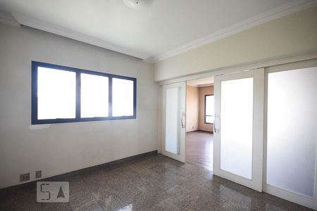 Apartamento à venda com 622m², 4 quartos e 4 vagas Apartamento à venda com 622m², 4 quartos e 4 vagasSala de Almoço