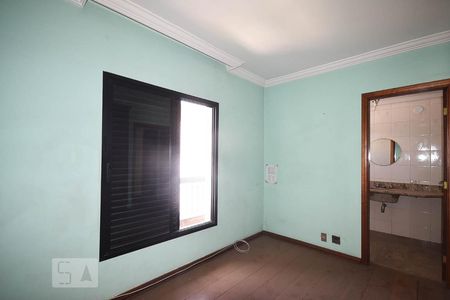 Apartamento à venda com 622m², 4 quartos e 4 vagas Apartamento à venda com 622m², 4 quartos e 4 vagasSuíte 2