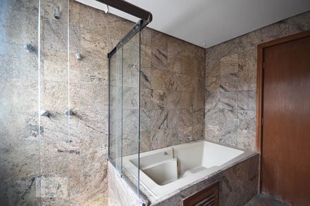 Apartamento à venda com 622m², 4 quartos e 4 vagas Apartamento à venda com 622m², 4 quartos e 4 vagasBanheiro Suíte 4