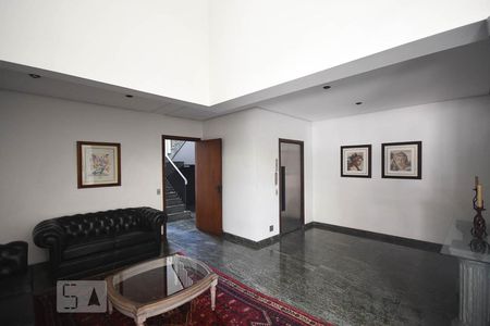 Apartamento à venda com 622m², 4 quartos e 4 vagas Apartamento à venda com 622m², 4 quartos e 4 vagasHall Social