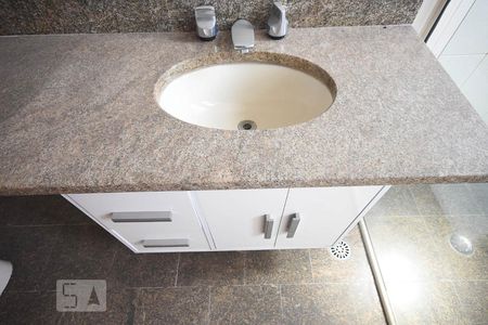 Apartamento à venda com 622m², 4 quartos e 4 vagas Apartamento à venda com 622m², 4 quartos e 4 vagasDetalhe do Banheiro Suíte 3