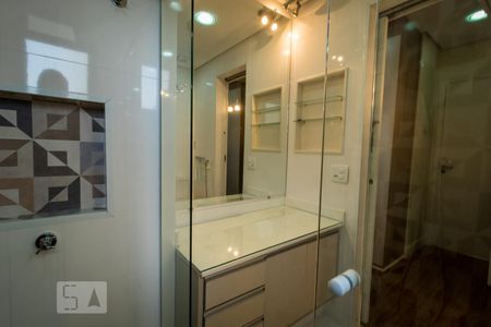 Apartamento para alugar com 136m², 3 quartos e 3 vagas Apartamento para alugar com 136m², 3 quartos e 3 vagasBanheiro da Suíte