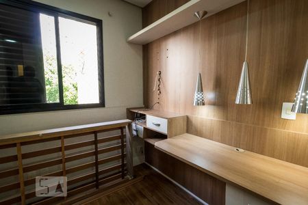 Apartamento para alugar com 136m², 3 quartos e 3 vagas Apartamento para alugar com 136m², 3 quartos e 3 vagasQuarto 2