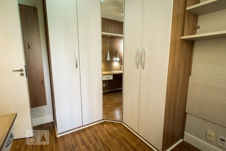 Apartamento para alugar com 136m², 3 quartos e 3 vagas Apartamento para alugar com 136m², 3 quartos e 3 vagasQuarto 2