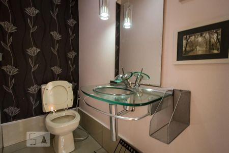 Apartamento para alugar com 136m², 3 quartos e 3 vagas Apartamento para alugar com 136m², 3 quartos e 3 vagasLavabo