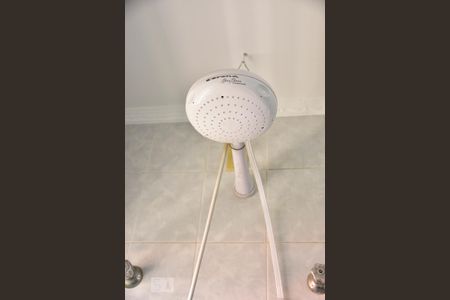 Casa à venda com 235m², 3 quartos e 2 vagasChuveiro