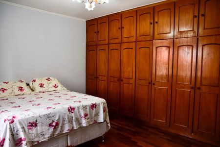 Casa à venda com 235m², 3 quartos e 2 vagasQuarto 1 Guarda roupa casal