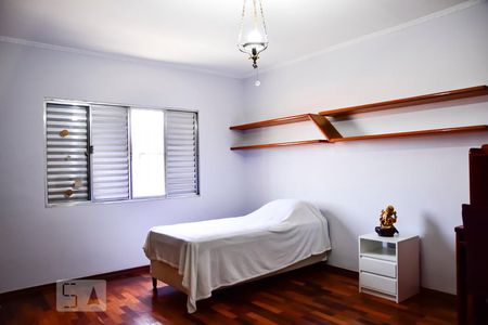 Casa à venda com 235m², 3 quartos e 2 vagasQuarto 3 Janela