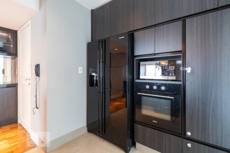 Apartamento para alugar com 110m², 2 quartos e 2 vagas Apartamento para alugar com 110m², 2 quartos e 2 vagasCozinha