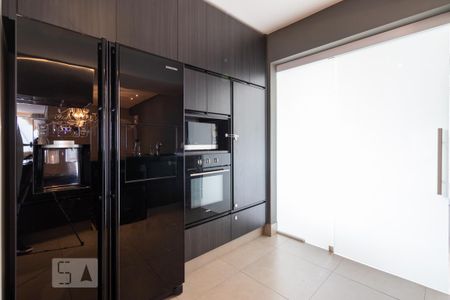 Apartamento para alugar com 110m², 2 quartos e 2 vagas Apartamento para alugar com 110m², 2 quartos e 2 vagasCozinha
