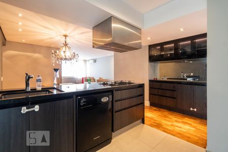 Apartamento para alugar com 110m², 2 quartos e 2 vagas Apartamento para alugar com 110m², 2 quartos e 2 vagasCozinha