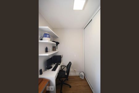 Apartamento para alugar com 124m², 2 quartos e 2 vagasQuarto