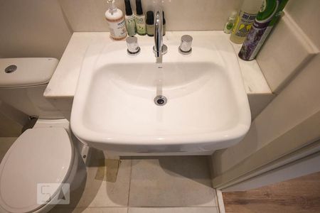 Apartamento para alugar com 124m², 2 quartos e 2 vagasDetalhe do Banheiro