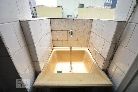 Apartamento para alugar com 73m², 2 quartos e sem vagaÁrea de Serviço