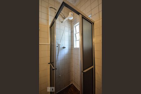 Banheiro de apartamento para alugar com 2 quartos, 73m² em Pinheiros, São Paulo