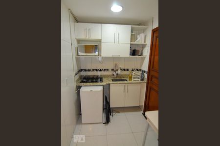 Cozinha de apartamento para alugar com 1 quarto, 28m² em Flamengo, Rio de Janeiro
