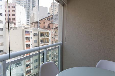 Apartamento para alugar com 49m², 1 quarto e sem vaga Apartamento para alugar com 49m², 1 quarto e sem vagaSacada