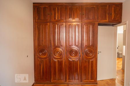 Apartamento para alugar com 90m², 3 quartos e 1 vagaArmário do Quarto 1