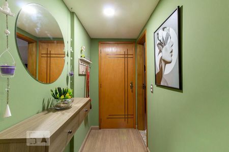 Apartamento à venda com 97m², 3 quartos e 1 vagaCorredor de Entrada