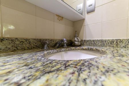 Apartamento à venda com 97m², 3 quartos e 1 vagaBanheiro da Suíte