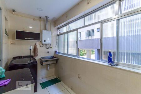 Apartamento à venda com 97m², 3 quartos e 1 vagaÁrea de Serviço