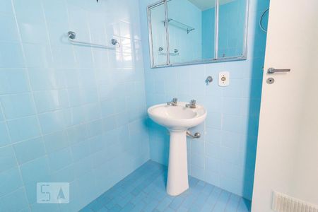 Apartamento para alugar com 69m², 2 quartos e 1 vagaBanheiro