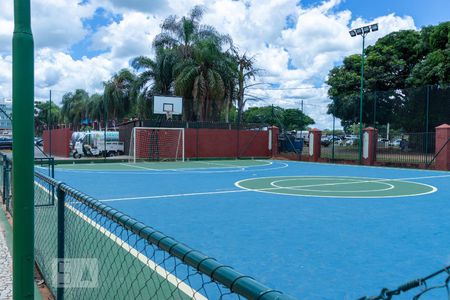 Apartamento para alugar com 37m², 1 quarto e sem vagaQuadra de Fustal