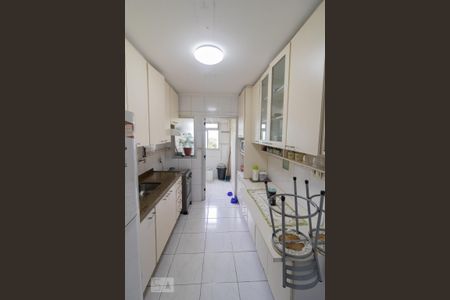 Apartamento à venda com 72m², 2 quartos e 1 vaga Apartamento à venda com 72m², 2 quartos e 1 vagaCozinha