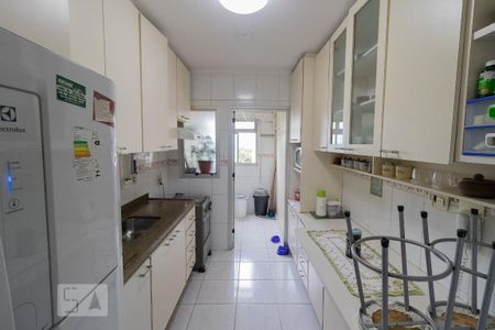 Apartamento à venda com 72m², 2 quartos e 1 vaga Apartamento à venda com 72m², 2 quartos e 1 vagaCozinha