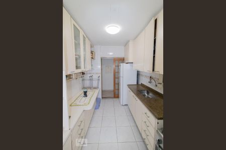Apartamento à venda com 72m², 2 quartos e 1 vaga Apartamento à venda com 72m², 2 quartos e 1 vagaCozinha