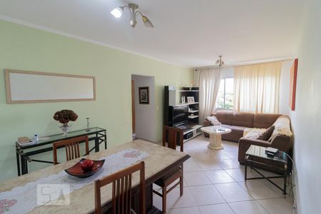 Apartamento à venda com 72m², 2 quartos e 1 vaga Apartamento à venda com 72m², 2 quartos e 1 vagaSala
