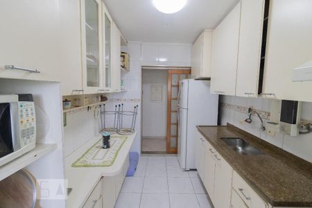 Apartamento à venda com 72m², 2 quartos e 1 vaga Apartamento à venda com 72m², 2 quartos e 1 vagaCozinha