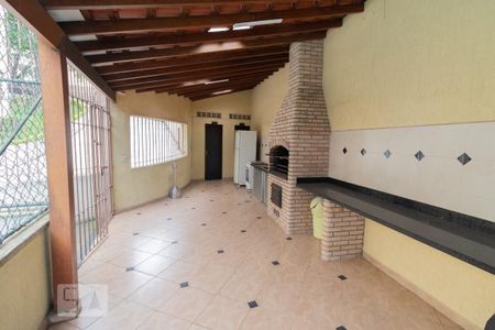 Apartamento à venda com 72m², 2 quartos e 1 vaga Apartamento à venda com 72m², 2 quartos e 1 vagaÁrea comum - Churrasqueira