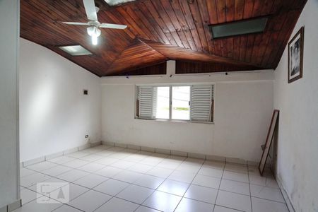 Suíte 1 de casa para alugar com 2 quartos, 95m² em Vila Roque, São Paulo