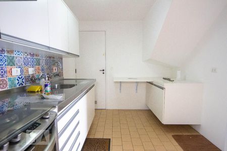Apartamento para alugar com 96m², 2 quartos e 2 vagas Apartamento para alugar com 96m², 2 quartos e 2 vagasCozinha