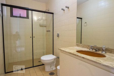 Apartamento para alugar com 96m², 2 quartos e 2 vagas Apartamento para alugar com 96m², 2 quartos e 2 vagasBanheiro
