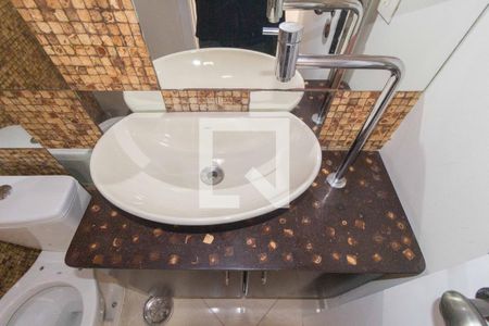 Apartamento à venda com 107m², 4 quartos e 2 vagasLavabo